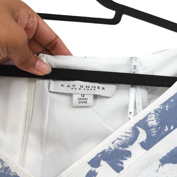 Kay Unger Women 12 Dress Gray White Mitered Stripes Floral Portrait Neckline NEW - Picture 6 of 11